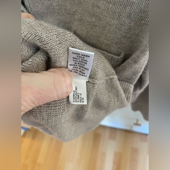 Banana Republic Alpaca Blend Crewneck Cardigan - Picture 5 of 7